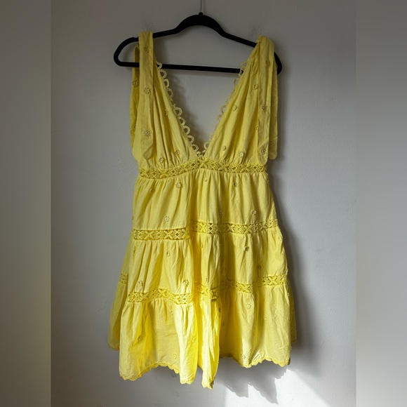 FARM RIO Yellow Embroidered Mini Dress - Picture 1 of 11